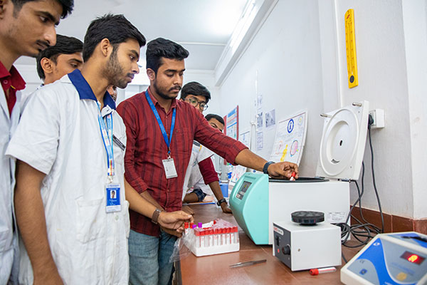 Pathology Clinic image 02