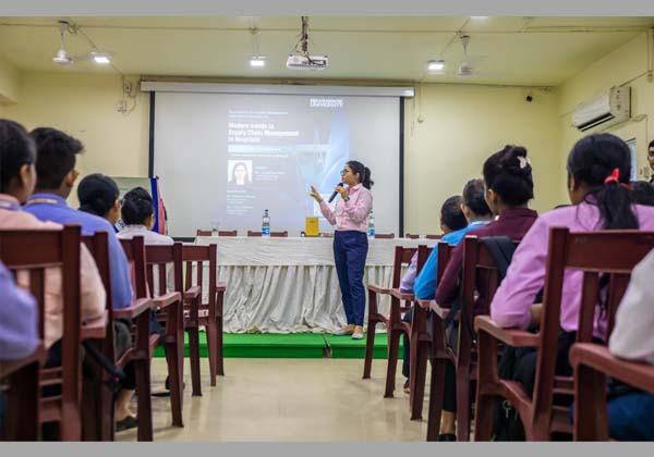 Hospital supply chain management-244